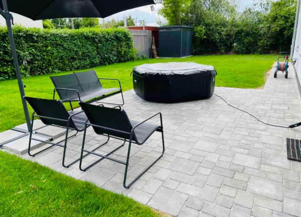 Haushalfte Mit Garten, Kamin, Grill & Whirlpool Nahe Ber Villa Berlin Eksteriør billede
